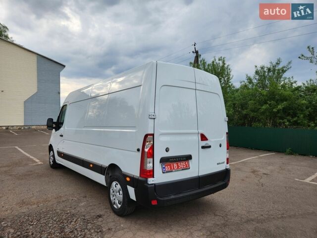 Белый Рено Мастер, объемом двигателя 2.3 л и пробегом 217 тыс. км за 21500 $, фото 5 на Automoto.ua