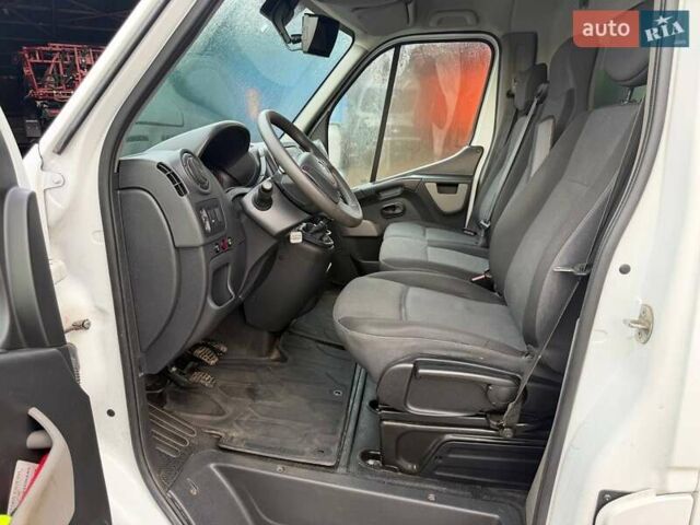 Білий Рено Мастєр, об'ємом двигуна 2.3 л та пробігом 279 тис. км за 18500 $, фото 14 на Automoto.ua