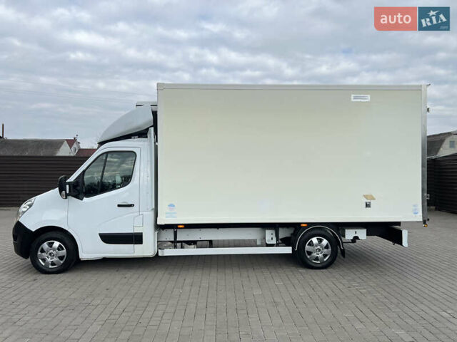 Белый Рено Мастер, объемом двигателя 2.3 л и пробегом 300 тыс. км за 20700 $, фото 59 на Automoto.ua