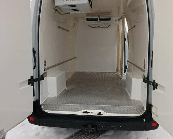 Белый Рено Мастер, объемом двигателя 0 л и пробегом 186 тыс. км за 20600 $, фото 13 на Automoto.ua