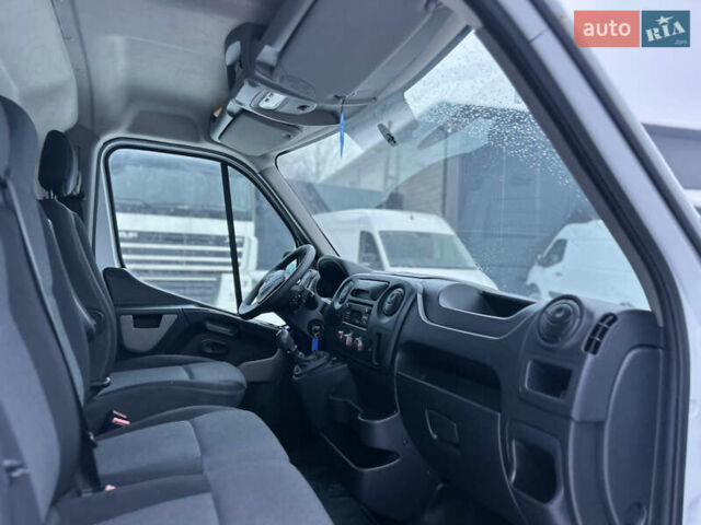 Белый Рено Мастер, объемом двигателя 2.3 л и пробегом 186 тыс. км за 17350 $, фото 30 на Automoto.ua