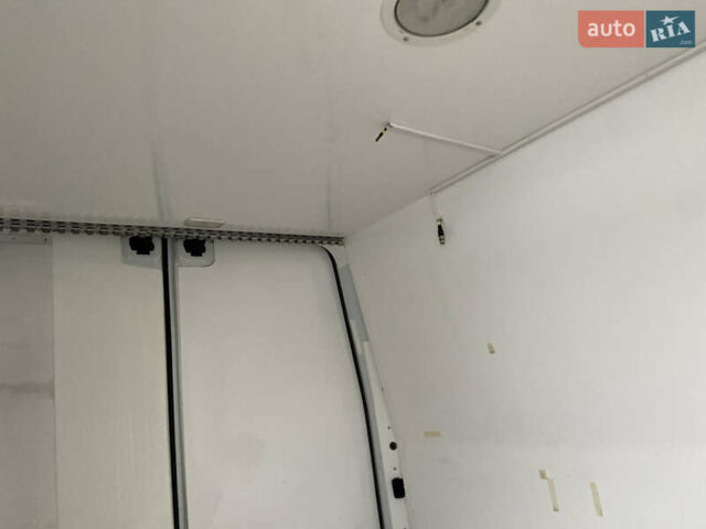 Білий Рено Мастєр, об'ємом двигуна 2.3 л та пробігом 186 тис. км за 17350 $, фото 19 на Automoto.ua