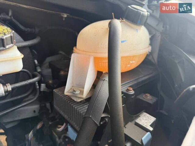 Білий Рено Мастєр, об'ємом двигуна 2.3 л та пробігом 279 тис. км за 18500 $, фото 26 на Automoto.ua