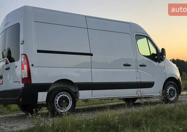 Белый Рено Мастер, объемом двигателя 2.3 л и пробегом 189 тыс. км за 19500 $, фото 7 на Automoto.ua