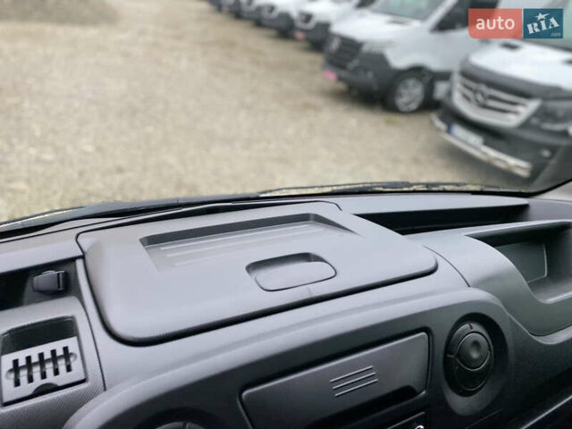 Білий Рено Мастєр, об'ємом двигуна 2.3 л та пробігом 186 тис. км за 17350 $, фото 41 на Automoto.ua