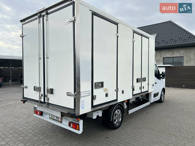 Белый Рено Мастер, объемом двигателя 2.3 л и пробегом 300 тыс. км за 20700 $, фото 55 на Automoto.ua