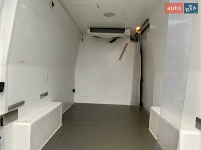 Білий Рено Мастєр, об'ємом двигуна 2.3 л та пробігом 186 тис. км за 17350 $, фото 21 на Automoto.ua