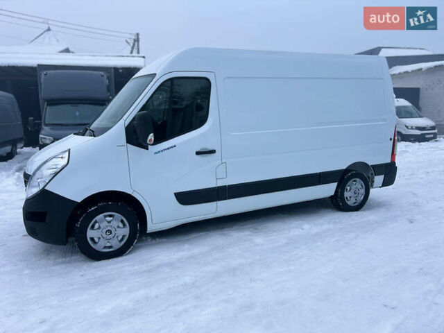 Белый Рено Мастер, объемом двигателя 2.3 л и пробегом 186 тыс. км за 17350 $, фото 3 на Automoto.ua