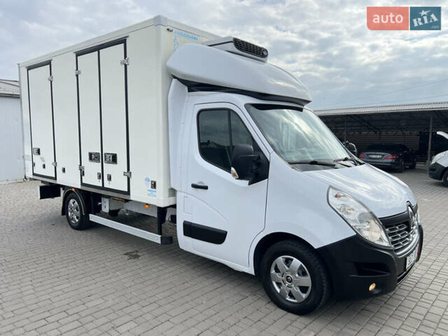 Белый Рено Мастер, объемом двигателя 2.3 л и пробегом 300 тыс. км за 20700 $, фото 2 на Automoto.ua