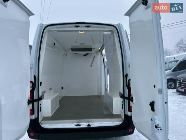 Белый Рено Мастер, объемом двигателя 2.3 л и пробегом 186 тыс. км за 17350 $, фото 17 на Automoto.ua