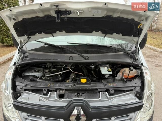 Белый Рено Мастер, объемом двигателя 2.3 л и пробегом 172 тыс. км за 18300 $, фото 51 на Automoto.ua