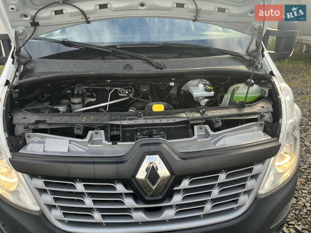 Рено Мастер 2018 в Ковель на Automoto.ua Белый Рено Мастер, объемом двигателя 2.3 л и пробегом 296 тыс. км за 18800 $, фото 11 на Automoto.ua