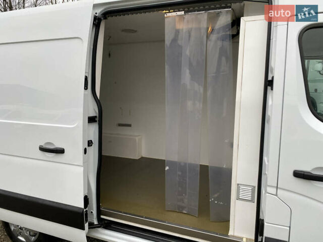 Білий Рено Мастєр, об'ємом двигуна 2.3 л та пробігом 186 тис. км за 17350 $, фото 15 на Automoto.ua