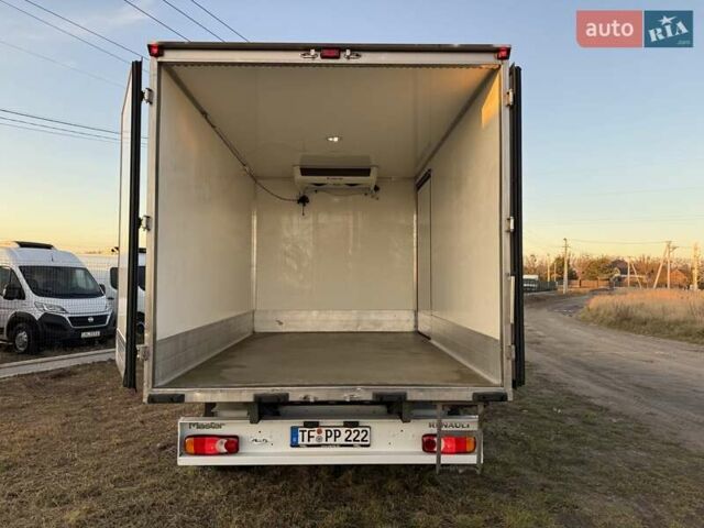 Белый Рено Мастер, объемом двигателя 2.3 л и пробегом 236 тыс. км за 21499 $, фото 17 на Automoto.ua