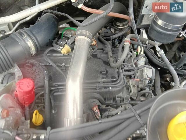 Белый Рено Мастер, объемом двигателя 0 л и пробегом 186 тыс. км за 20600 $, фото 25 на Automoto.ua