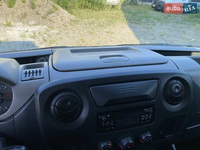 Белый Рено Мастер, объемом двигателя 2.3 л и пробегом 170 тыс. км за 18350 $, фото 42 на Automoto.ua