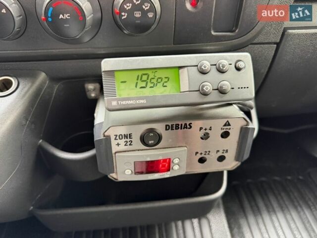 Белый Рено Мастер, объемом двигателя 2.3 л и пробегом 333 тыс. км за 18100 $, фото 56 на Automoto.ua