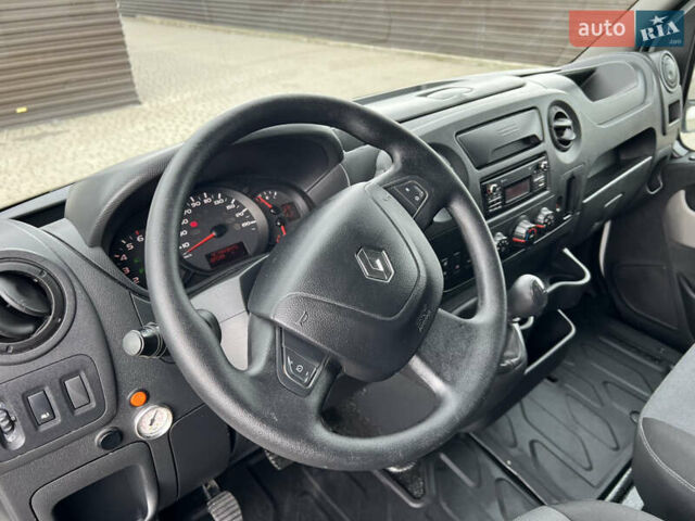 Белый Рено Мастер, объемом двигателя 2.3 л и пробегом 300 тыс. км за 20700 $, фото 41 на Automoto.ua