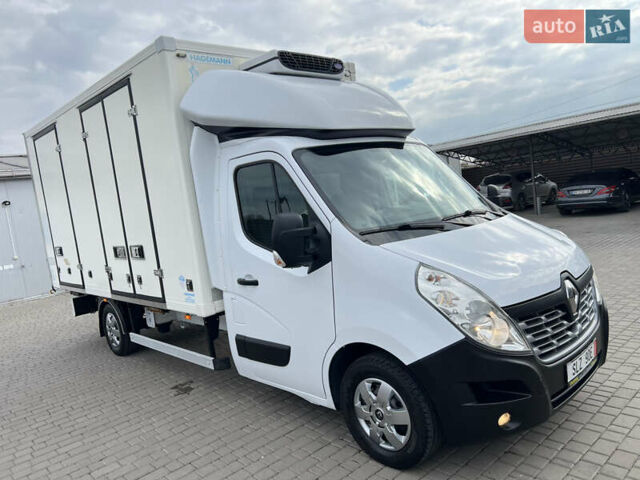 Белый Рено Мастер, объемом двигателя 2.3 л и пробегом 300 тыс. км за 20700 $, фото 1 на Automoto.ua