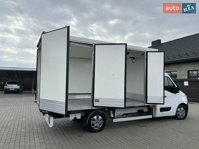 Белый Рено Мастер, объемом двигателя 2.3 л и пробегом 300 тыс. км за 20700 $, фото 27 на Automoto.ua