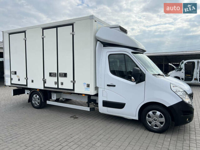 Белый Рено Мастер, объемом двигателя 2.3 л и пробегом 300 тыс. км за 20700 $, фото 3 на Automoto.ua
