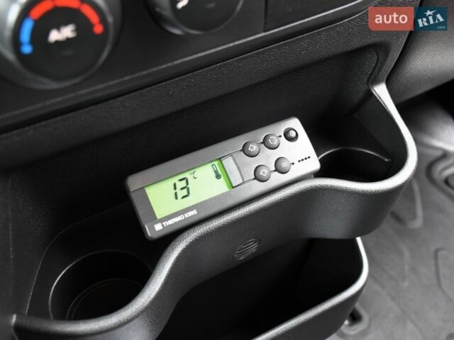 Белый Рено Мастер, объемом двигателя 2.3 л и пробегом 225 тыс. км за 20950 $, фото 58 на Automoto.ua