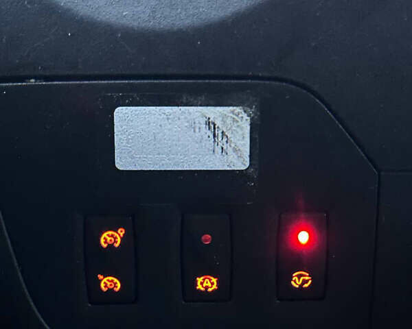 Белый Рено Мастер, объемом двигателя 2.3 л и пробегом 450 тыс. км за 26500 $, фото 27 на Automoto.ua