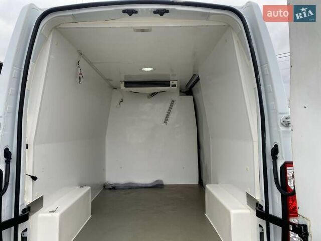 Белый Рено Мастер, объемом двигателя 2.3 л и пробегом 215 тыс. км за 17890 $, фото 19 на Automoto.ua