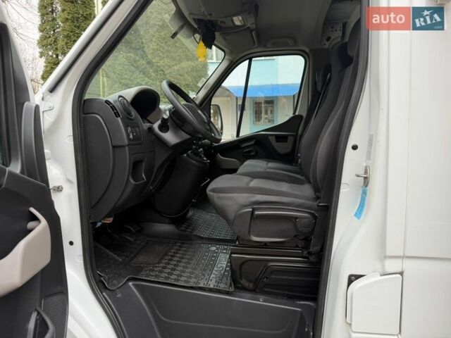 Белый Рено Мастер, объемом двигателя 2.3 л и пробегом 172 тыс. км за 18300 $, фото 32 на Automoto.ua