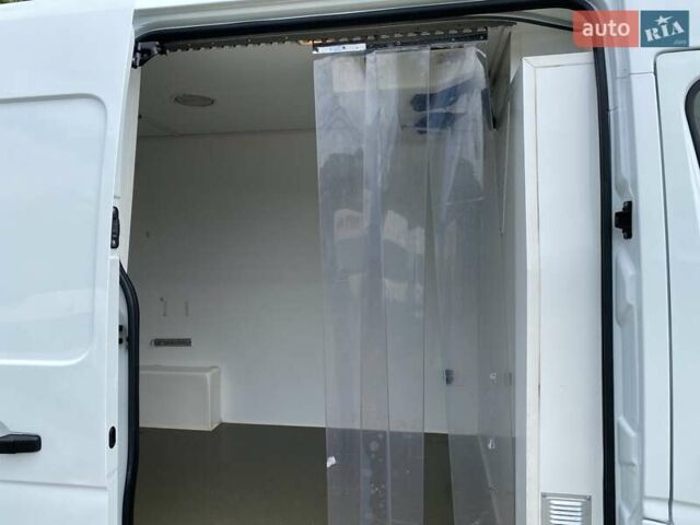 Белый Рено Мастер, объемом двигателя 2.3 л и пробегом 187 тыс. км за 17350 $, фото 17 на Automoto.ua