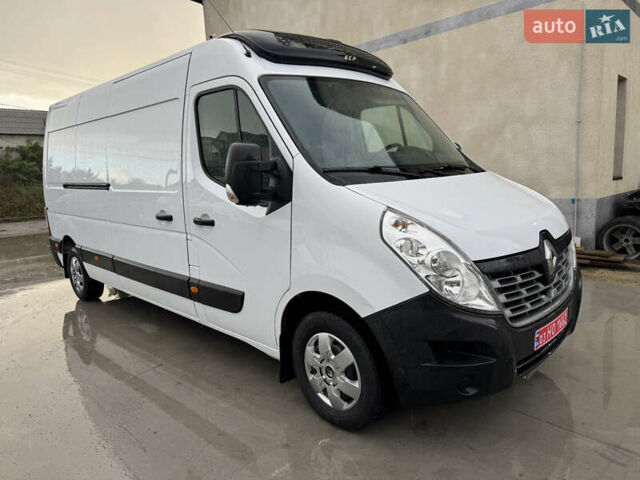 Белый Рено Мастер, объемом двигателя 2.3 л и пробегом 220 тыс. км за 21500 $, фото 3 на Automoto.ua