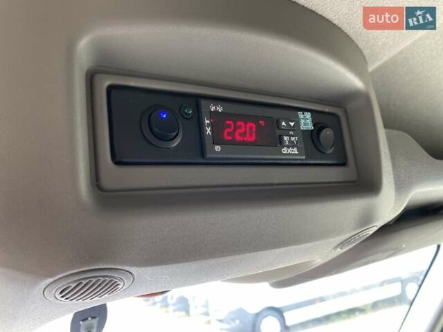 Белый Рено Мастер, объемом двигателя 2.3 л и пробегом 187 тыс. км за 17350 $, фото 43 на Automoto.ua