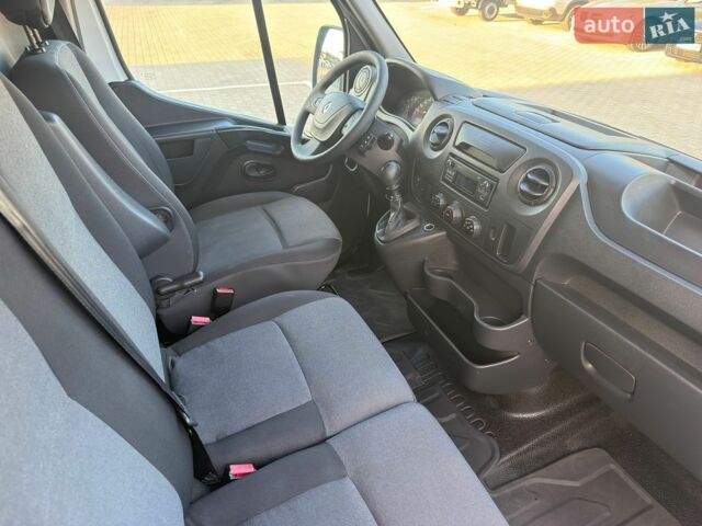 Білий Рено Мастєр, об'ємом двигуна 2.3 л та пробігом 260 тис. км за 18800 $, фото 19 на Automoto.ua