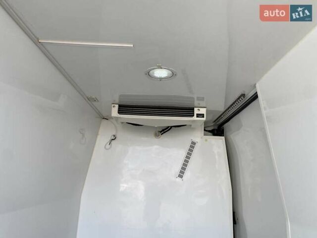 Белый Рено Мастер, объемом двигателя 2.3 л и пробегом 215 тыс. км за 17890 $, фото 32 на Automoto.ua
