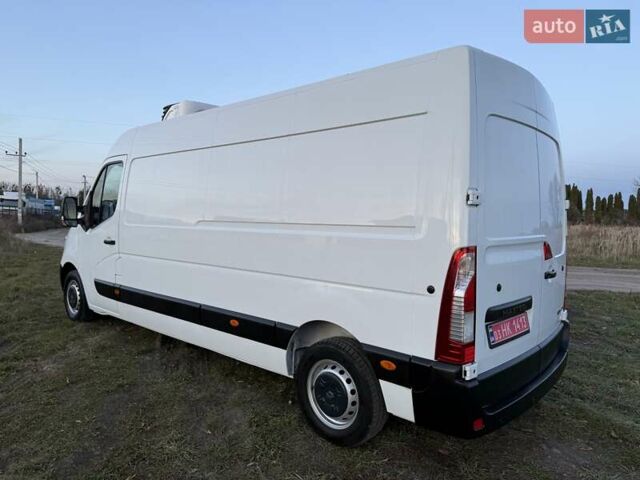 Белый Рено Мастер, объемом двигателя 2.3 л и пробегом 228 тыс. км за 20999 $, фото 3 на Automoto.ua