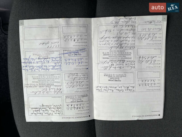 Білий Рено Мастєр, об'ємом двигуна 2.3 л та пробігом 242 тис. км за 26500 $, фото 36 на Automoto.ua