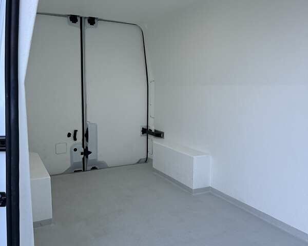 Белый Рено Мастер, объемом двигателя 2.3 л и пробегом 228 тыс. км за 20999 $, фото 19 на Automoto.ua