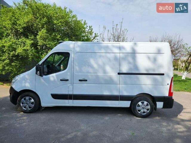 Белый Рено Мастер, объемом двигателя 2.3 л и пробегом 187 тыс. км за 19600 $, фото 7 на Automoto.ua