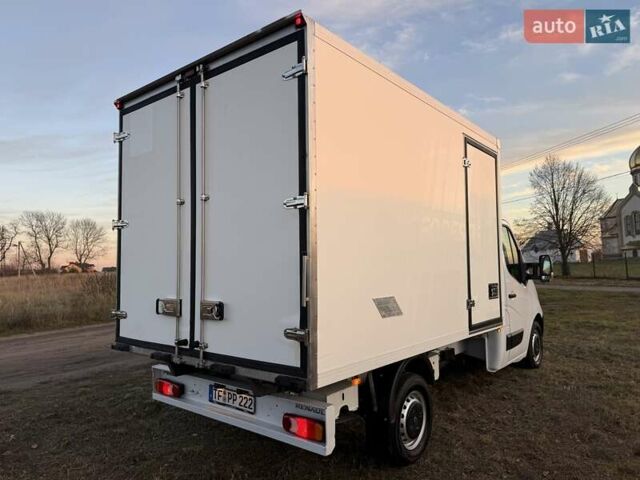 Белый Рено Мастер, объемом двигателя 2.3 л и пробегом 236 тыс. км за 21499 $, фото 4 на Automoto.ua