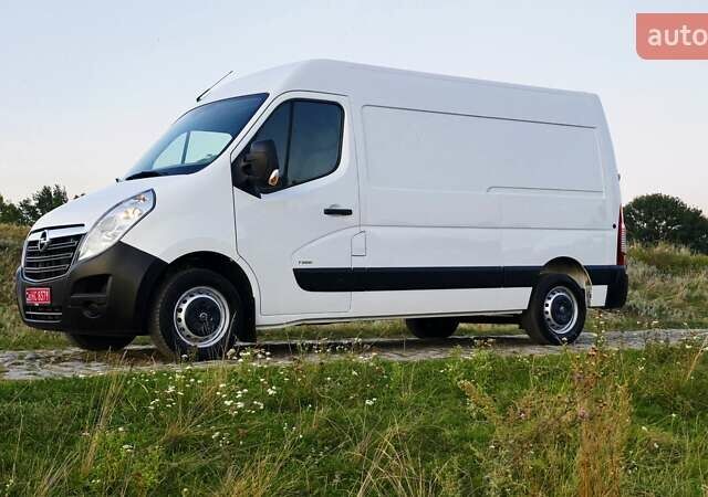 Белый Рено Мастер, объемом двигателя 2.3 л и пробегом 189 тыс. км за 19500 $, фото 9 на Automoto.ua