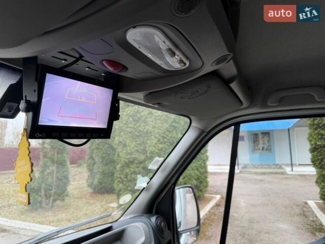 Белый Рено Мастер, объемом двигателя 2.3 л и пробегом 172 тыс. км за 18300 $, фото 41 на Automoto.ua