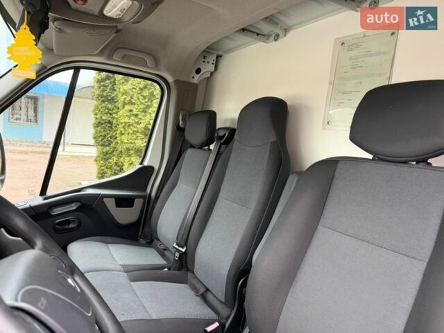 Белый Рено Мастер, объемом двигателя 2.3 л и пробегом 172 тыс. км за 18300 $, фото 35 на Automoto.ua