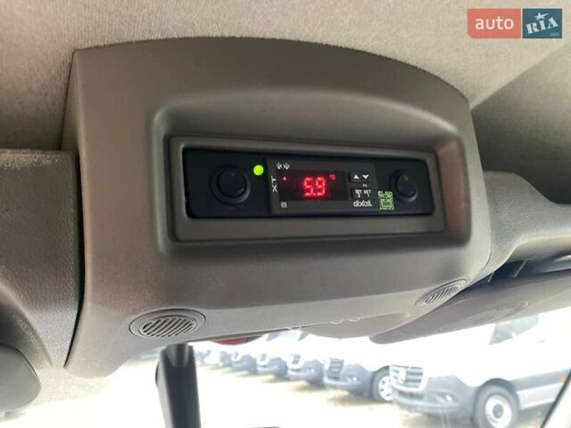 Белый Рено Мастер, объемом двигателя 2.3 л и пробегом 215 тыс. км за 17890 $, фото 33 на Automoto.ua