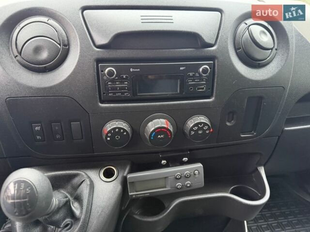 Белый Рено Мастер, объемом двигателя 2.3 л и пробегом 172 тыс. км за 18300 $, фото 38 на Automoto.ua