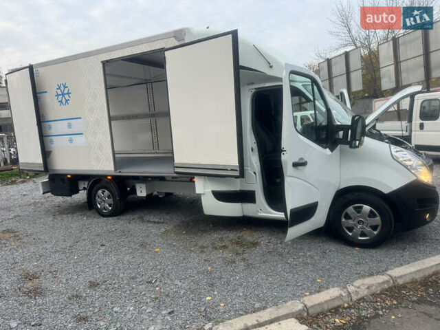 Рено Мастєр 2018 у Рівному на Automoto.ua Білий Рено Мастєр, об'ємом двигуна 2.3 л та пробігом 208 тис. км за 20900 $, фото 32 на Automoto.ua