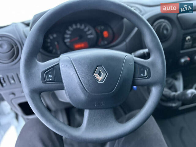 Белый Рено Мастер, объемом двигателя 2.3 л и пробегом 186 тыс. км за 17350 $, фото 36 на Automoto.ua