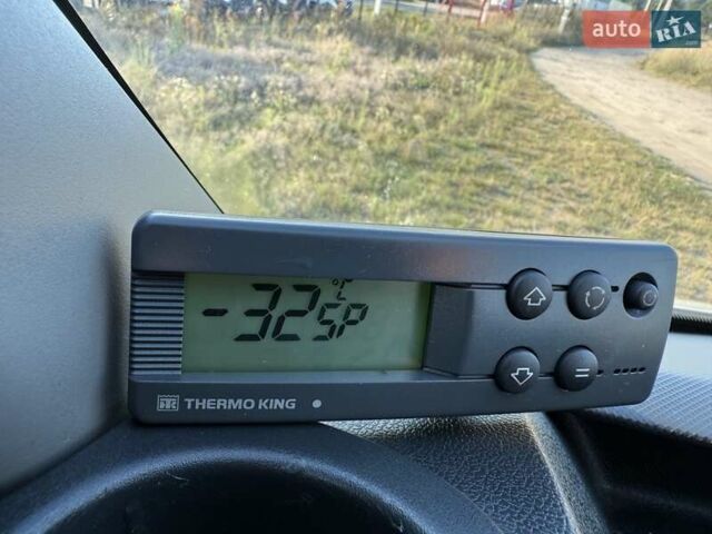 Белый Рено Мастер, объемом двигателя 2.3 л и пробегом 236 тыс. км за 21800 $, фото 22 на Automoto.ua