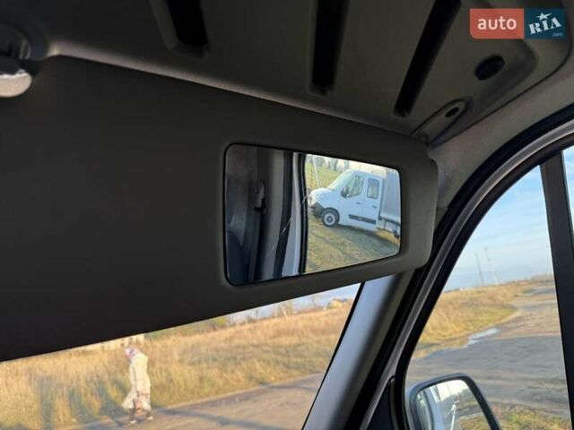 Белый Рено Мастер, объемом двигателя 2.3 л и пробегом 278 тыс. км за 21499 $, фото 38 на Automoto.ua