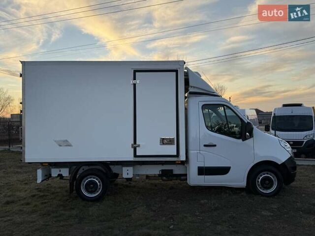 Белый Рено Мастер, объемом двигателя 2.3 л и пробегом 236 тыс. км за 21499 $, фото 9 на Automoto.ua