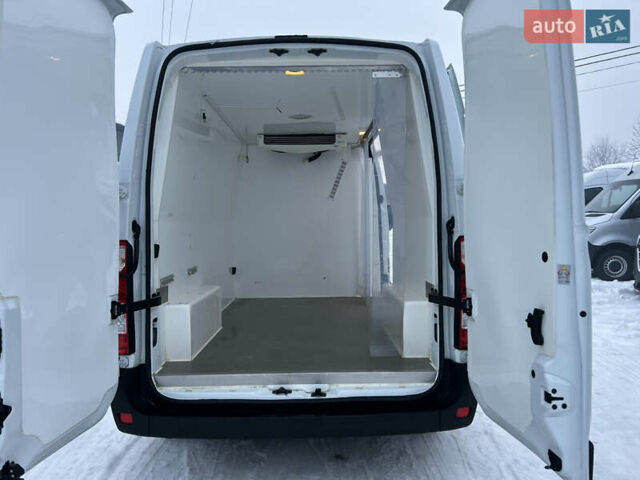 Белый Рено Мастер, объемом двигателя 2.3 л и пробегом 186 тыс. км за 17350 $, фото 18 на Automoto.ua
